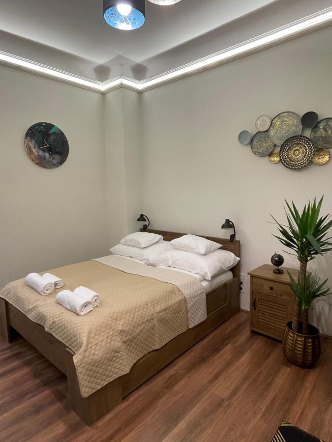 Central Palace Apartman Ντέμπρετσεν Εξωτερικό φωτογραφία