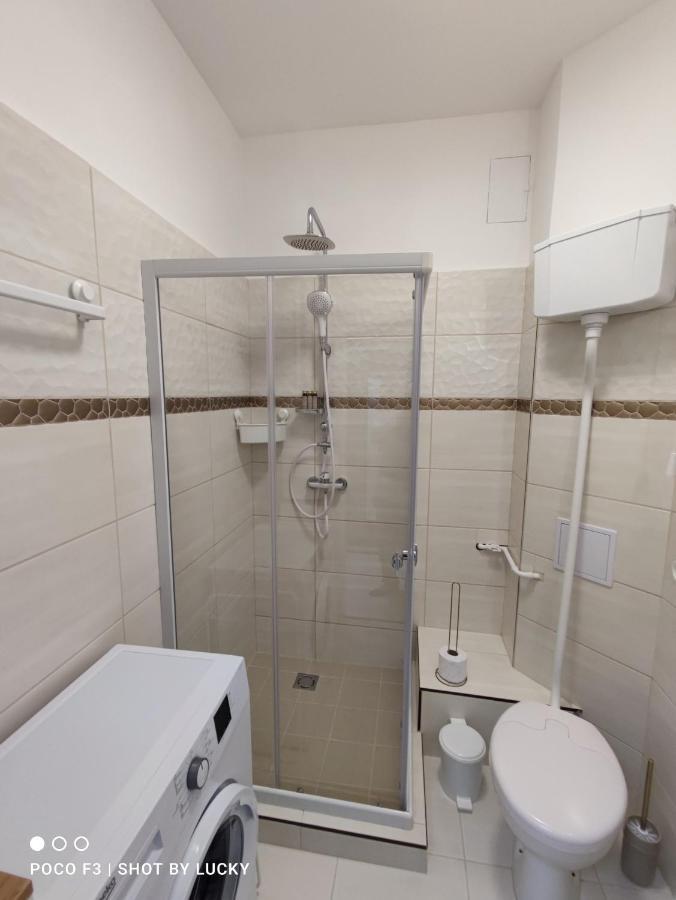 Central Palace Apartman Ντέμπρετσεν Εξωτερικό φωτογραφία
